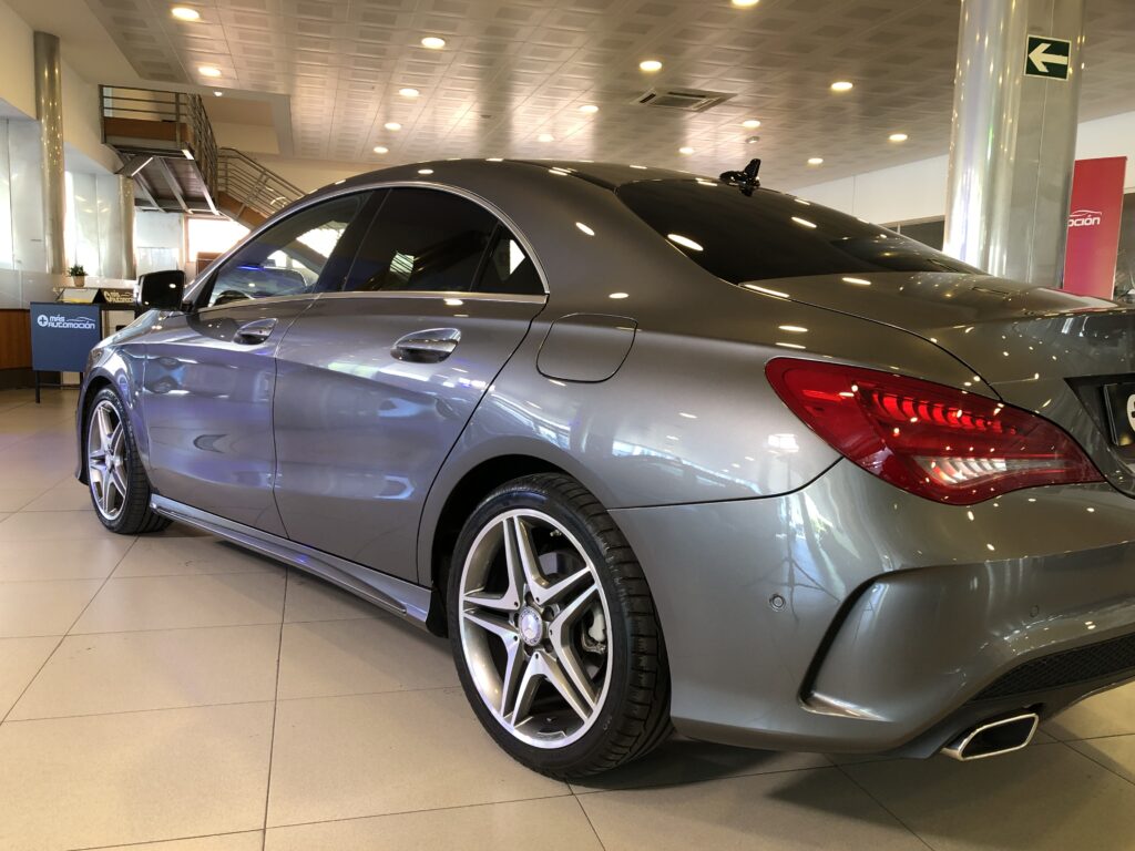 MERCEDES CLA 200 AMG LINE 7G TRONIC