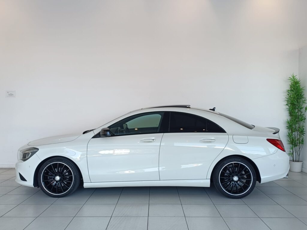 MERCEDES CLA 220 CDI 7G TRONIC