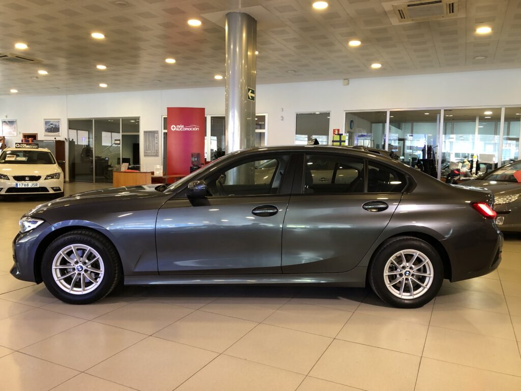 BMW 318 DA F30 AUTOMÁTICO