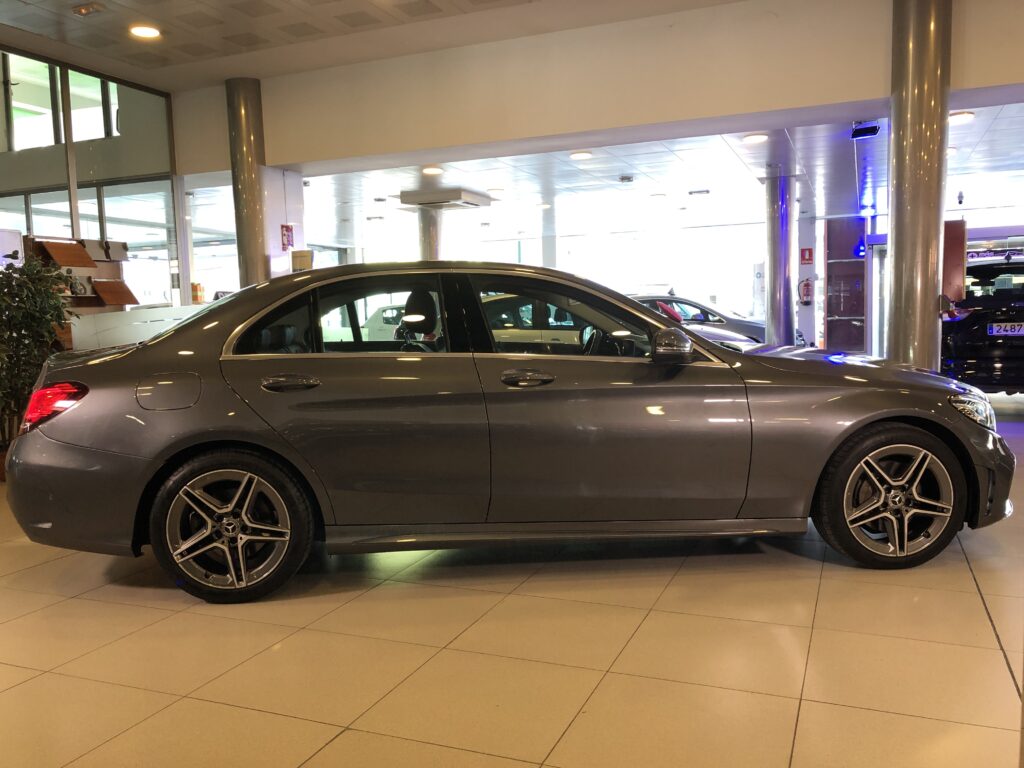 MERCEDES C-200 CDI BLUETEC 9G-TRONIC AMG LINE