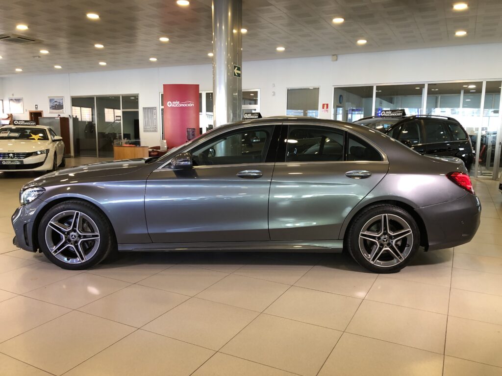 MERCEDES C-200 CDI BLUETEC 9G-TRONIC AMG LINE