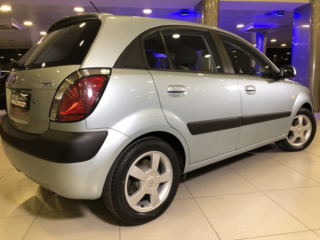 KIA RIO II 1.5 CRDI