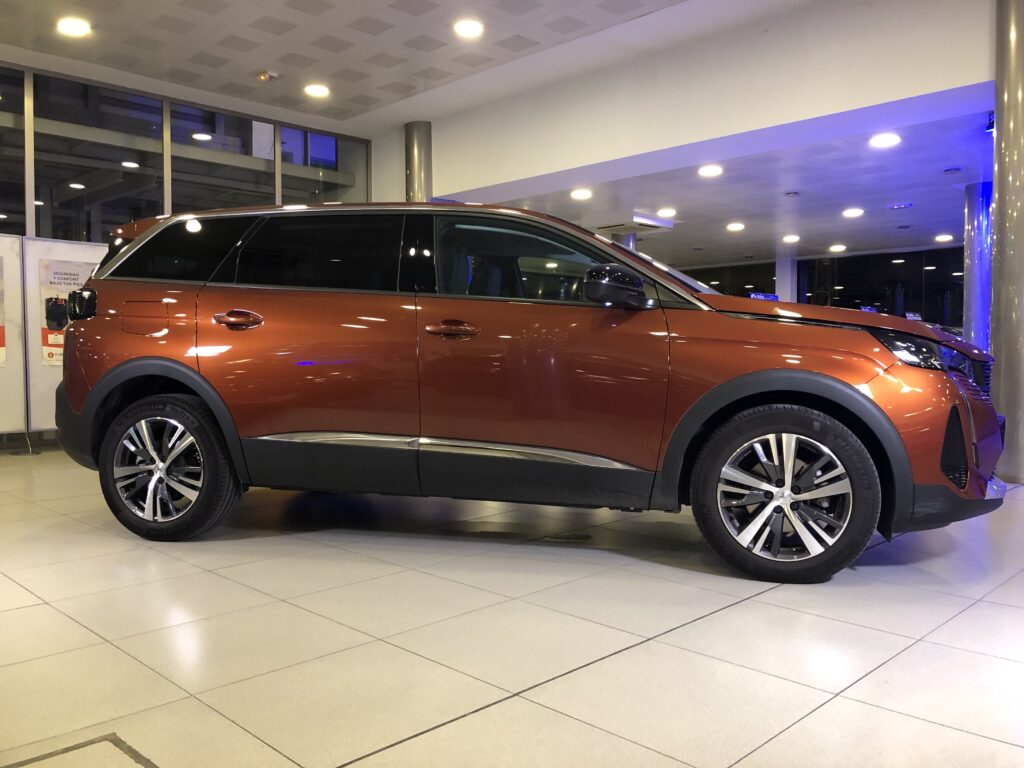 PEUGEOT 5008 PURETECH 1.2 THP S&S MANUAL ALLURE 7 PAX