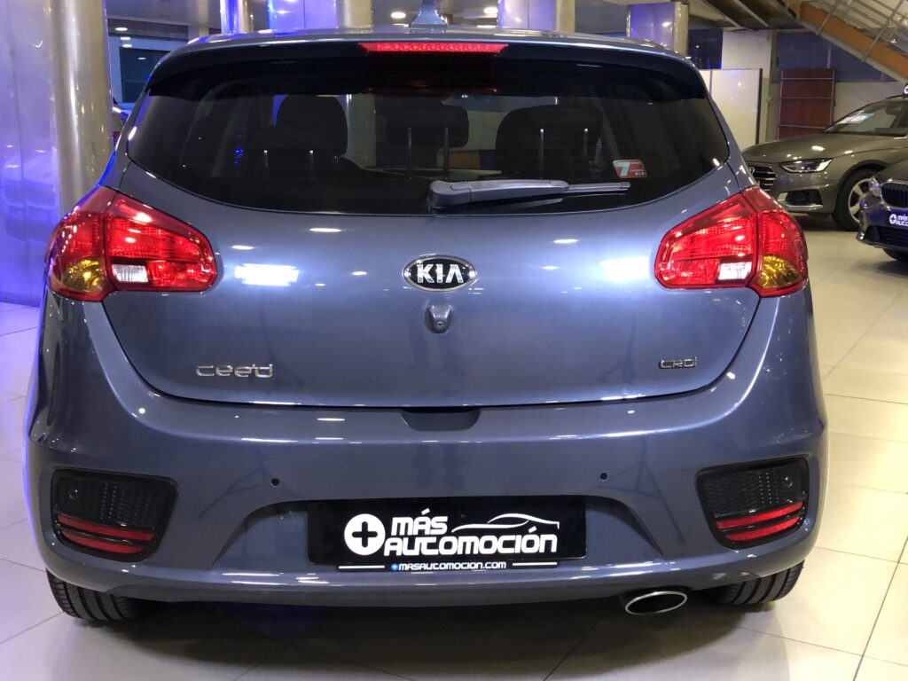 KIA CEED 1.4 CRDI CONCEPT PLUS 5P