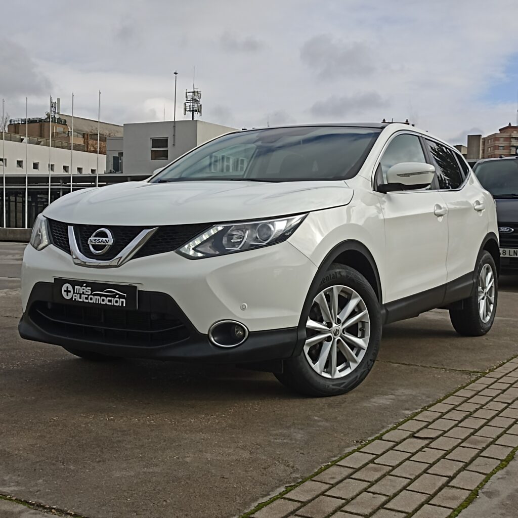 NISSAN QASHQAI 1.2 i