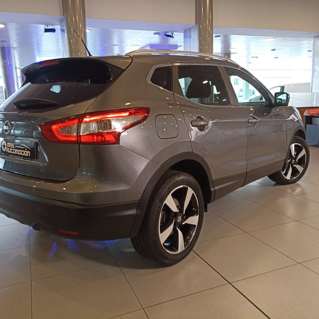 NISSAN QASHQAI 1.6 DCI AUTOMÁTICO