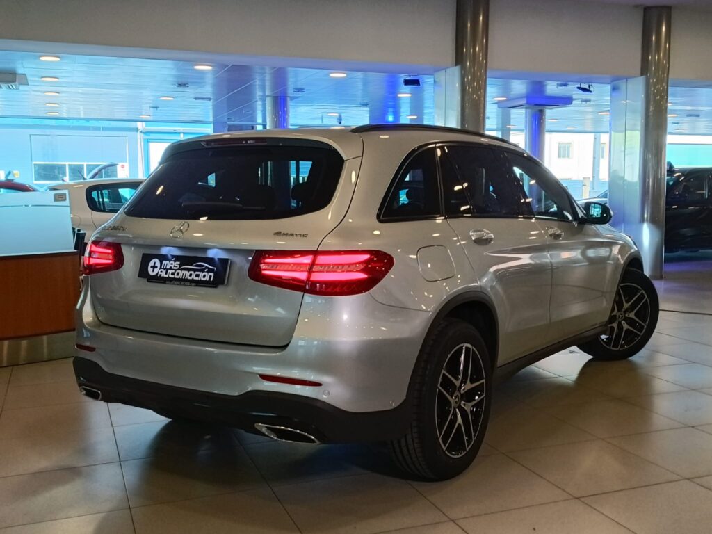 MERCEDES-BENZ GLC 220 CDI 4MATIC AMG LINE 9G-TRONIC