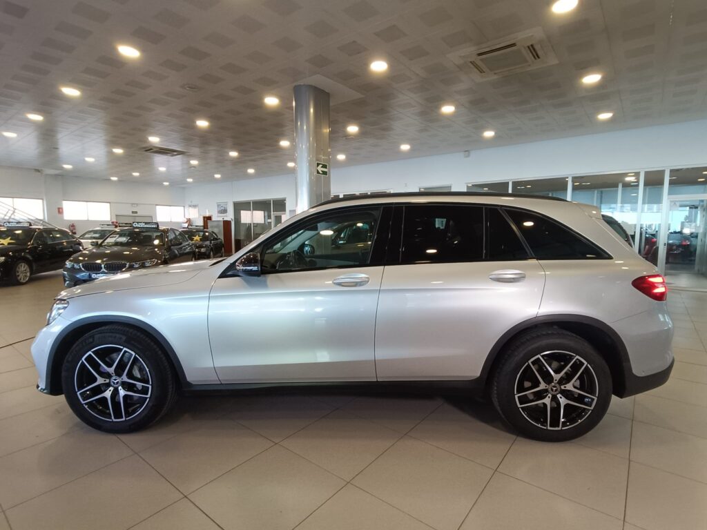 MERCEDES-BENZ GLC 220 CDI 4MATIC AMG LINE 9G-TRONIC