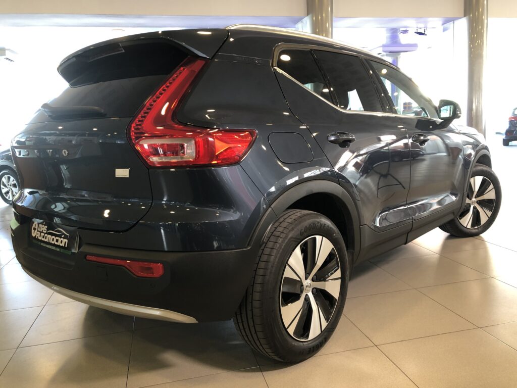 VOLVO XC40 TS RECHARGE INSCRIPTION EXPRESSION AUT