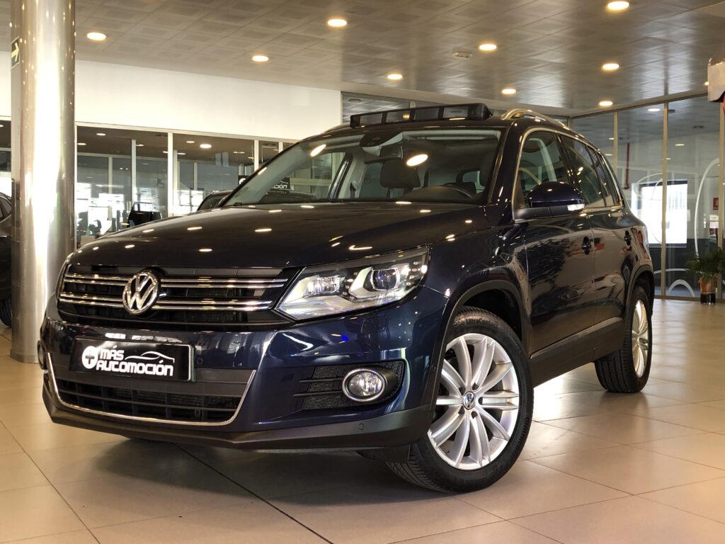 VOLKSWAGEN TIGUAN II T1 2.0 TDI BLUEMOTION 4x2 SPORT