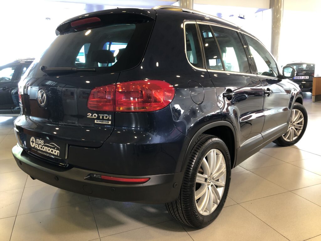 VOLKSWAGEN TIGUAN II T1 2.0 TDI BLUEMOTION 4x2 SPORT