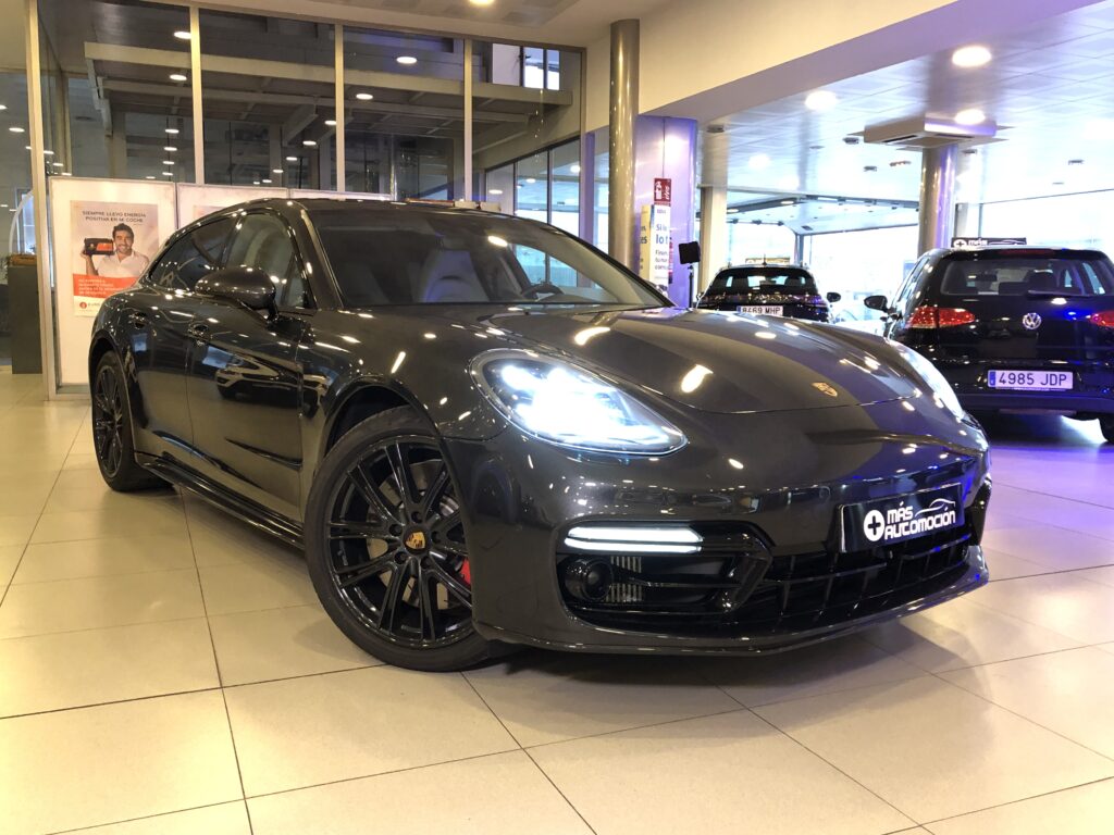 PORSCHE PANAMERA TURBO V8 SPORT TURISMO