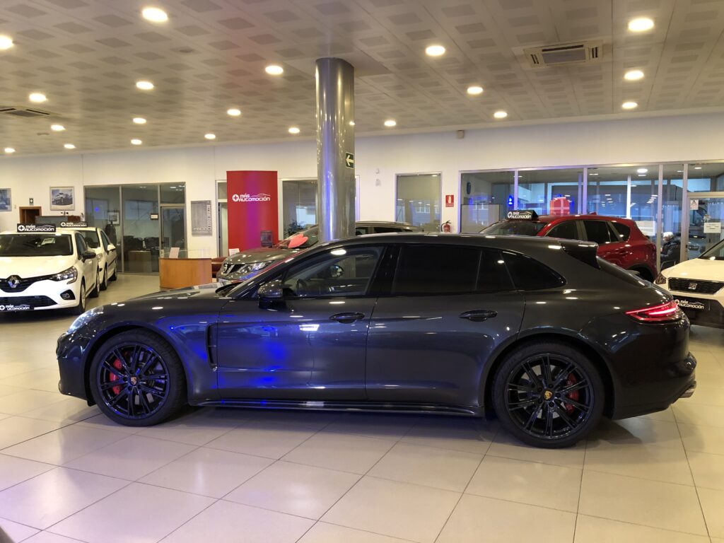 PORSCHE PANAMERA TURBO V8 SPORT TURISMO