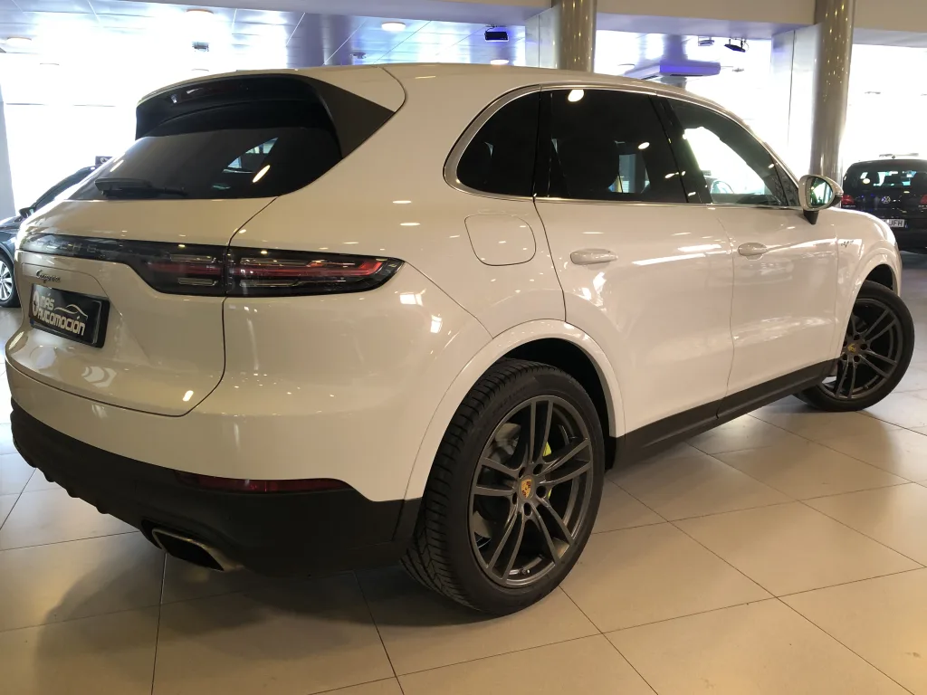 PORSCHE CAYENNE E-HYBRID AWD