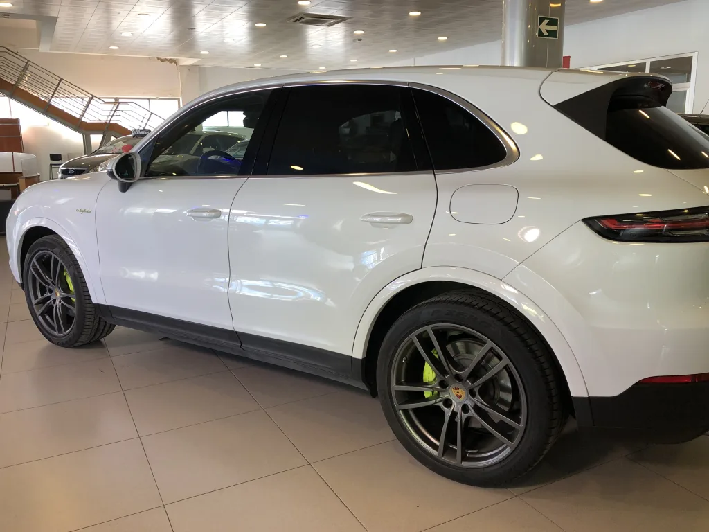 PORSCHE CAYENNE E-HYBRID AWD