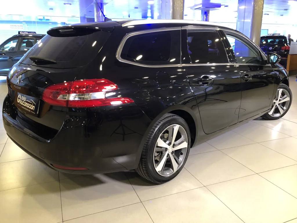 PEUGEOT 308 II SW ALLURE 1.6 BlueHDI 120