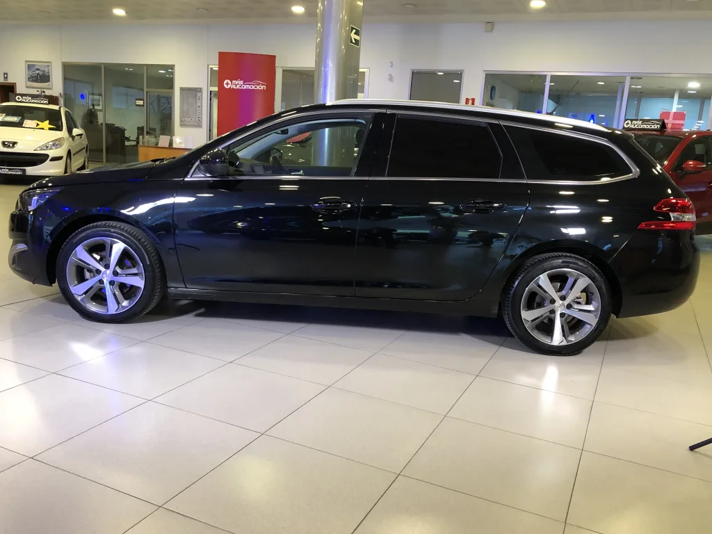 PEUGEOT 308 II SW ALLURE 1.6 BlueHDI 120