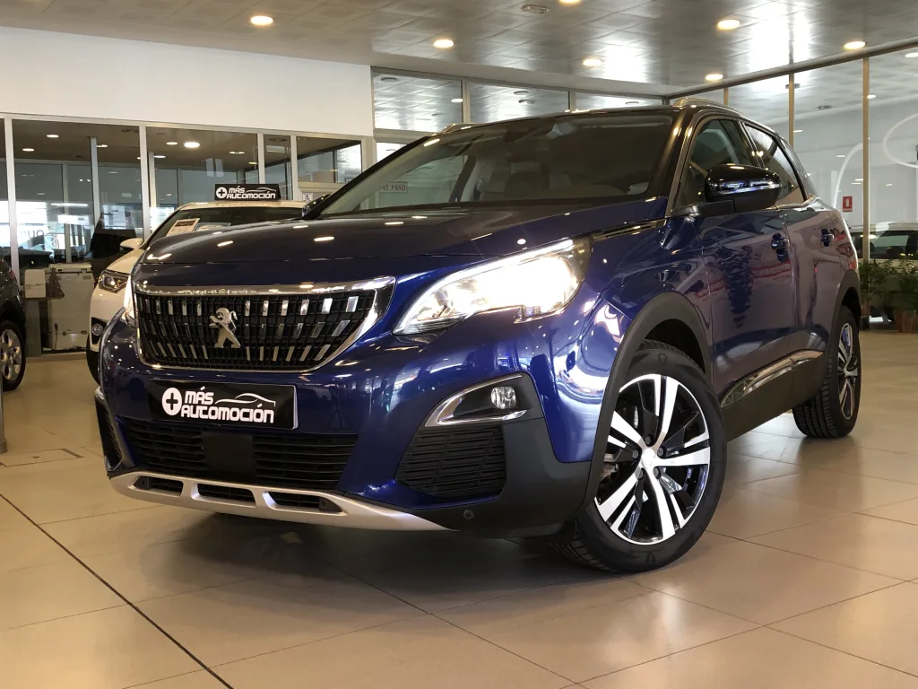 PEUGEOT 3008 1.2 PURETECH ALLURE