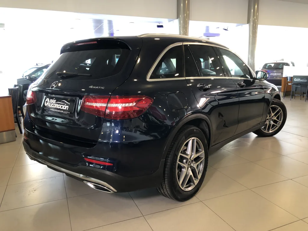 MERCEDES GLC 220D 4MATIC AMG LINE 9G TRONIC 4x4