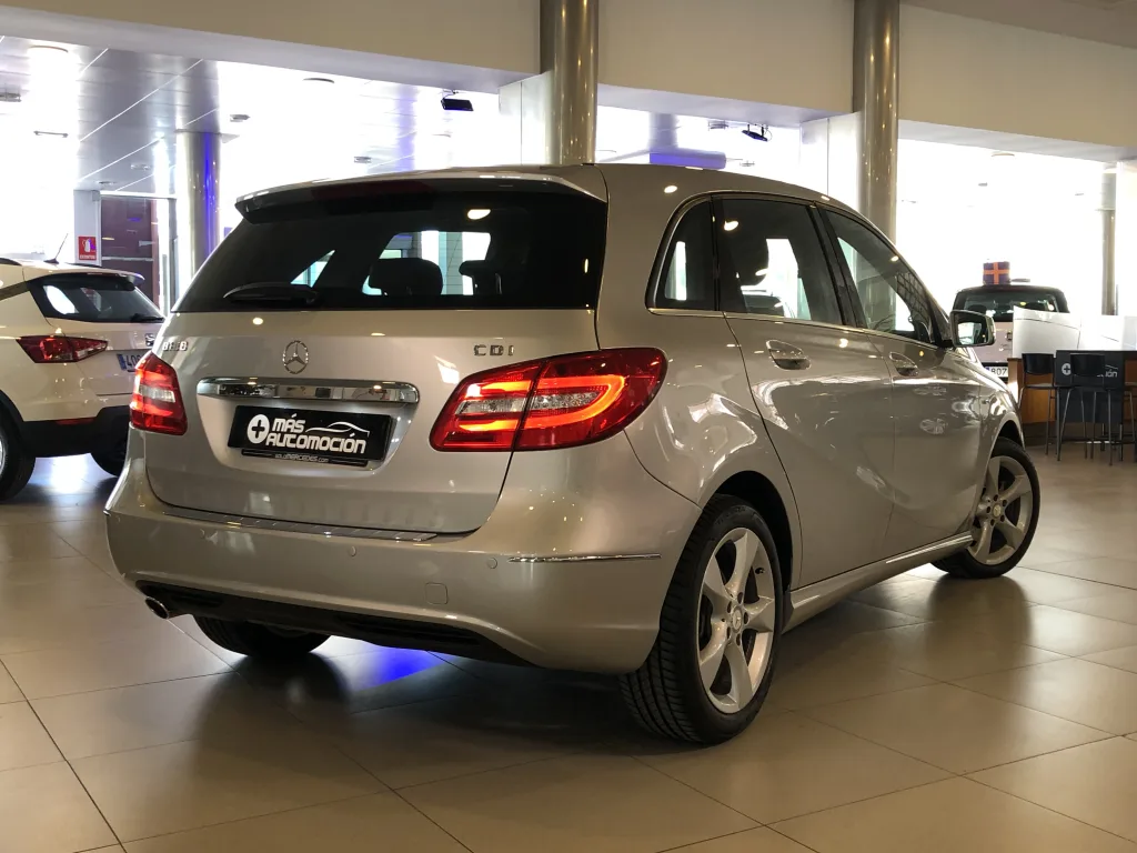 MERCEDES-BENZ B-180 CDI SPORT 7G-TRONIC