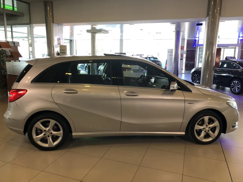 MERCEDES-BENZ B-180 CDI SPORT 7G-TRONIC