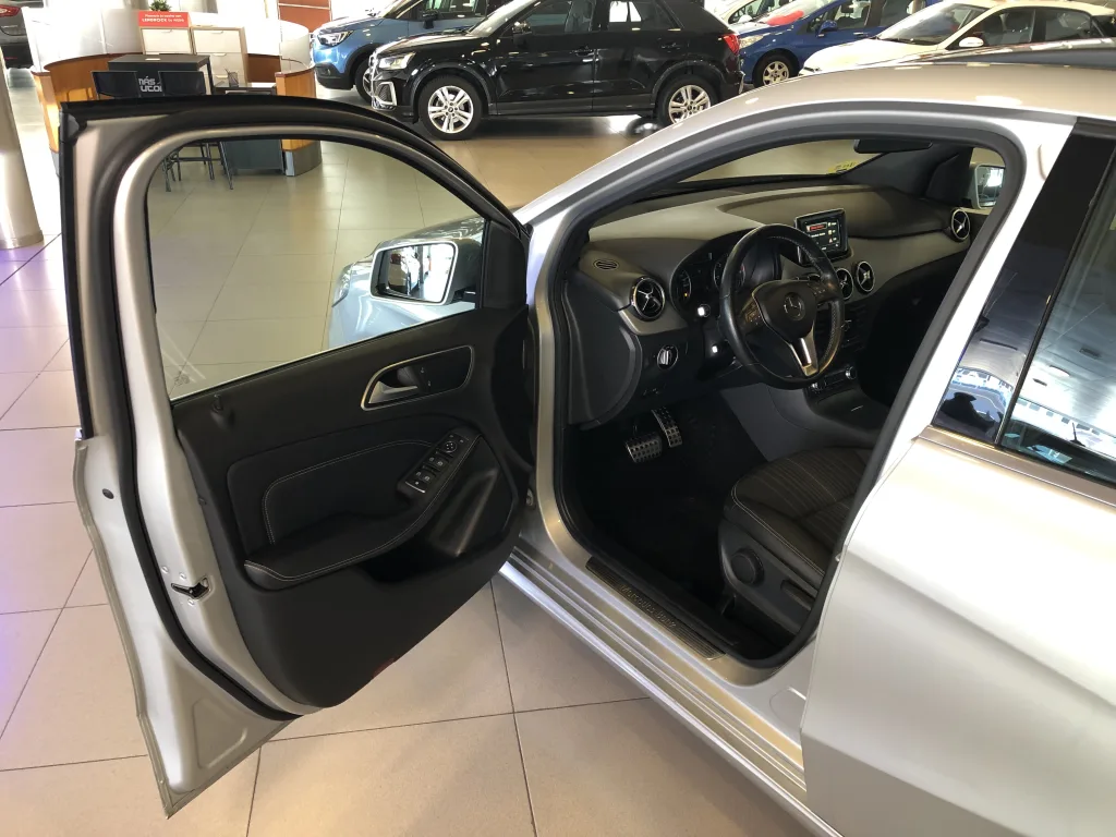 MERCEDES-BENZ B-180 CDI SPORT 7G-TRONIC