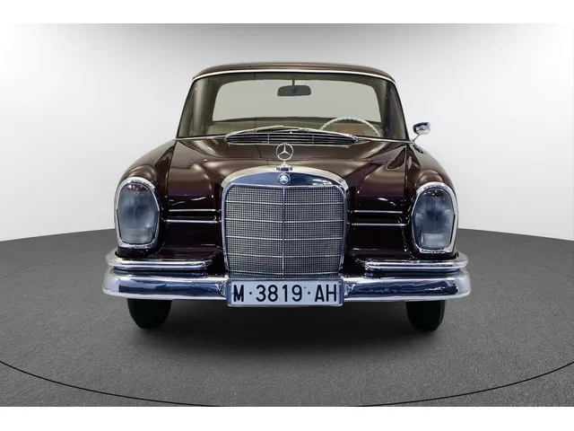 Mercedes-Benz  220 S 66 kW (90 CV)