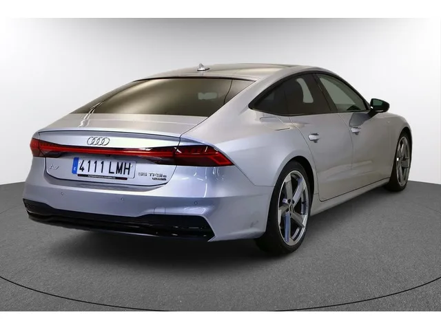 Audi  A7 Sportback Competition 55 TFSIe quattro 270 kW (367 CV) S tronic