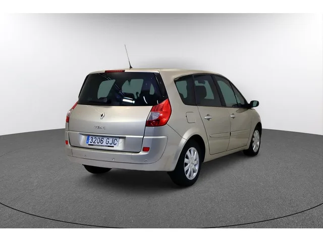 Renault  Grand Scenic Dynamique dCi 96 kW (130 CV)