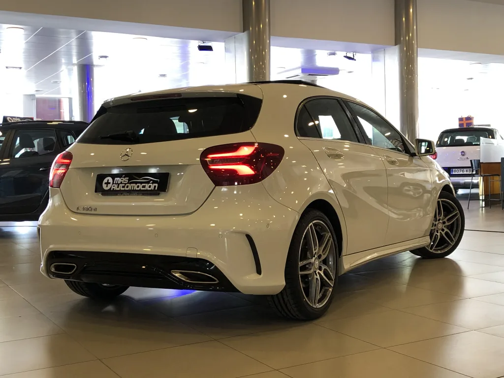 MERCEDES-BENZ A-180 CDI AMG LINE 7G-TRONIC