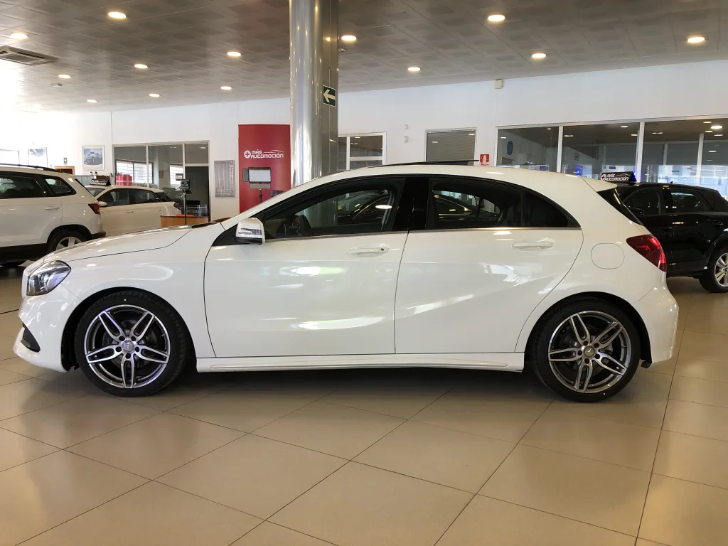MERCEDES-BENZ A-180 CDI AMG LINE 7G-TRONIC