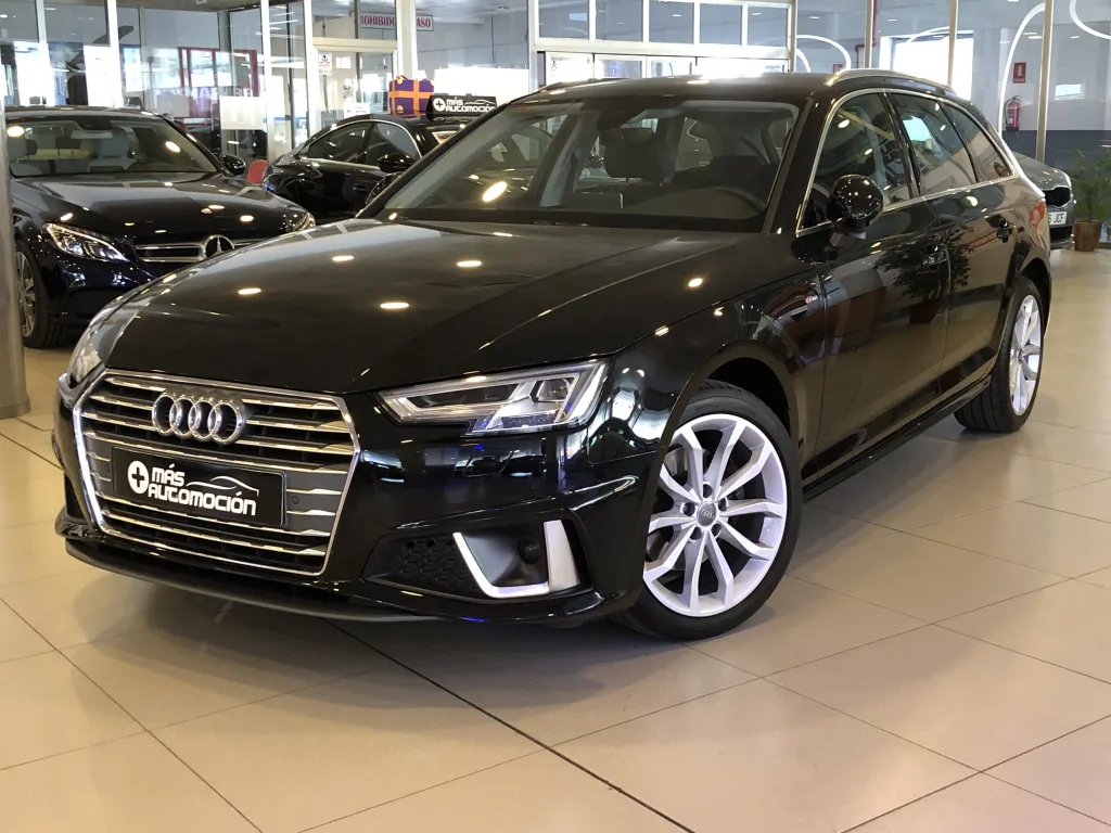 AUDI A4 AVANT 2.0 35 TDI S-LINE