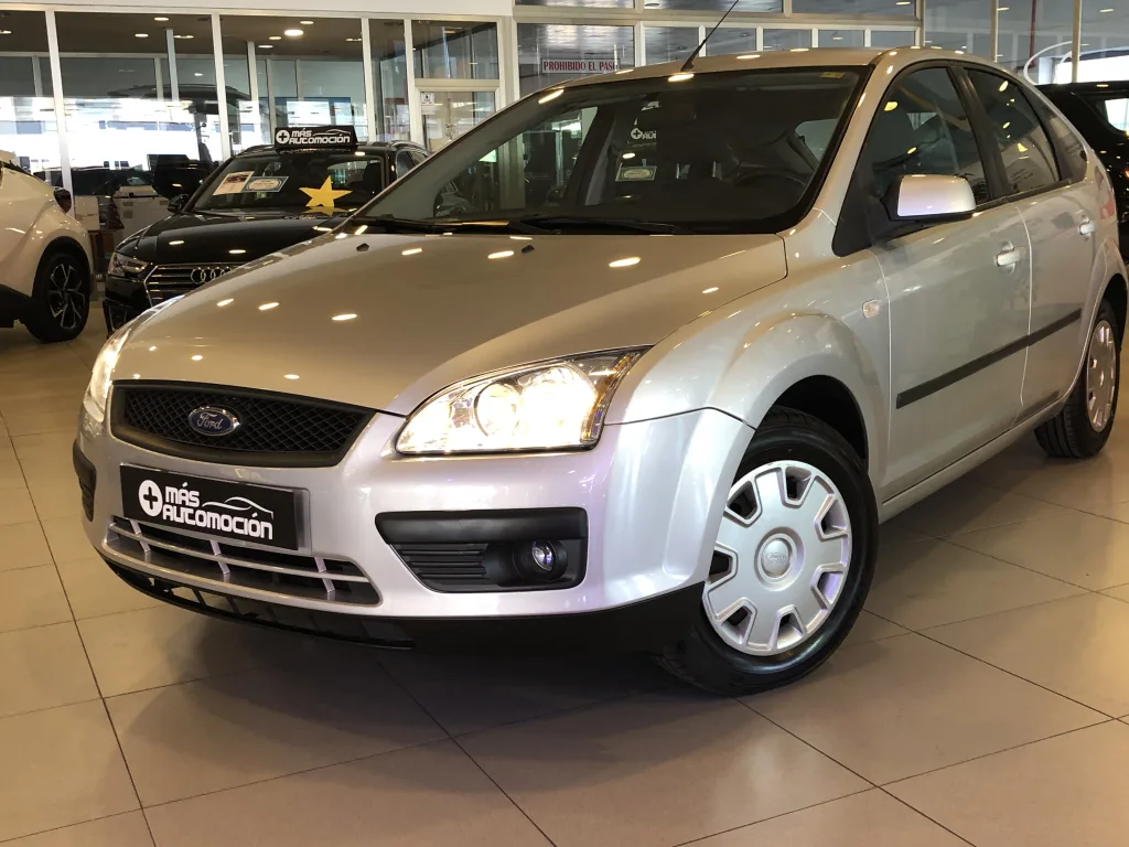 FORD FOCUS 1.6 I TREND
